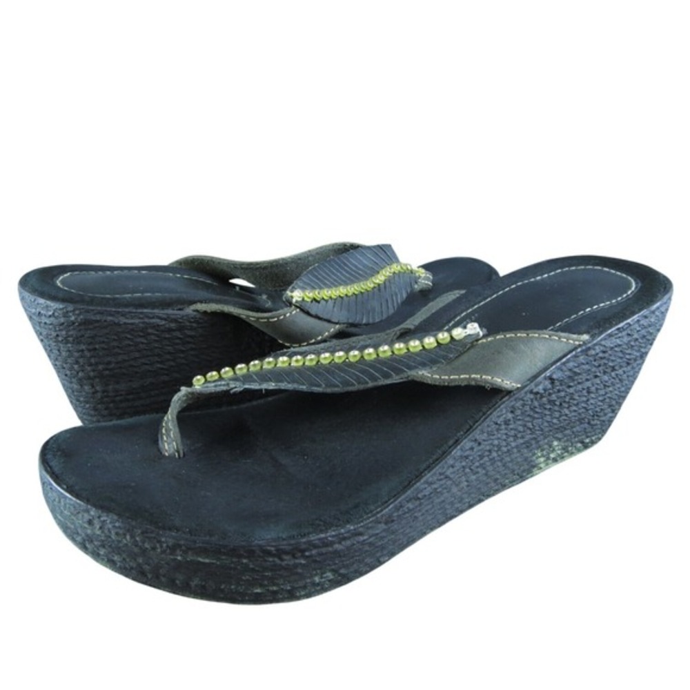 Sbicca Women's Flip Flop Black Leather Size 7M Gently Used 2025